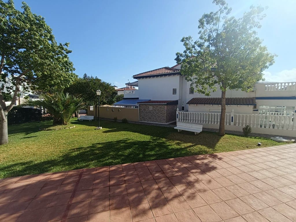 1 makuuhuone Huoneisto myytävänä paikassa Torrevieja mukana uima-altaan - 115 000 € (Ref: 9321198)