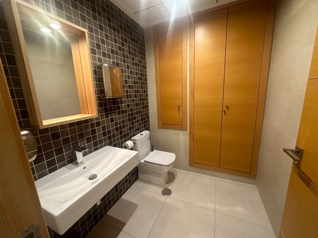 Comercial para venda em San Pedro del Pinatar - 70 000 € (Ref: 9415021)