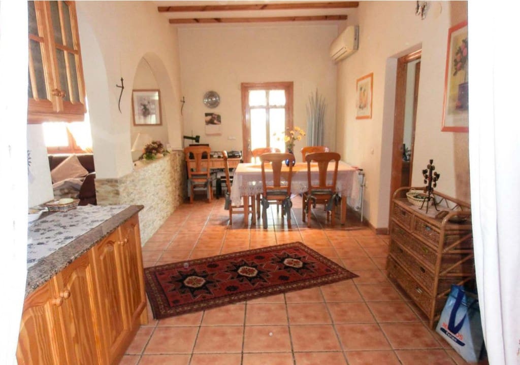 6 bedroom Finca/Country House for sale in Daya Vieja with pool garage - € 455,000 (Ref: 9440912)