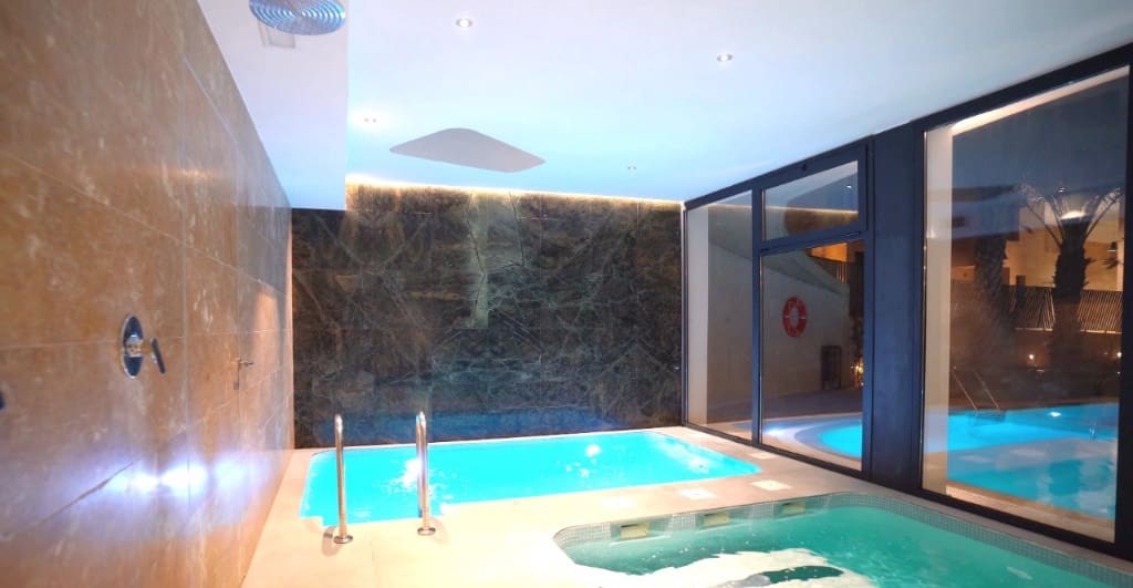 1 bedroom Apartment for sale in Alicante / Alacant city with pool garage - € 280,000 (Ref: 9440920)