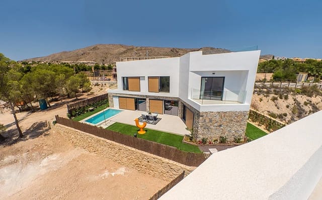 3 soveværelse Villa til salg i Benidorm med swimmingpool garage - € 675.000 (Ref: 9440922)