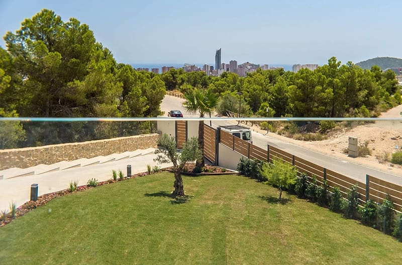 3 sypialnia Willa na sprzedaż w Benidorm z basenem garażem - 675 000 € (Ref: 9440922)