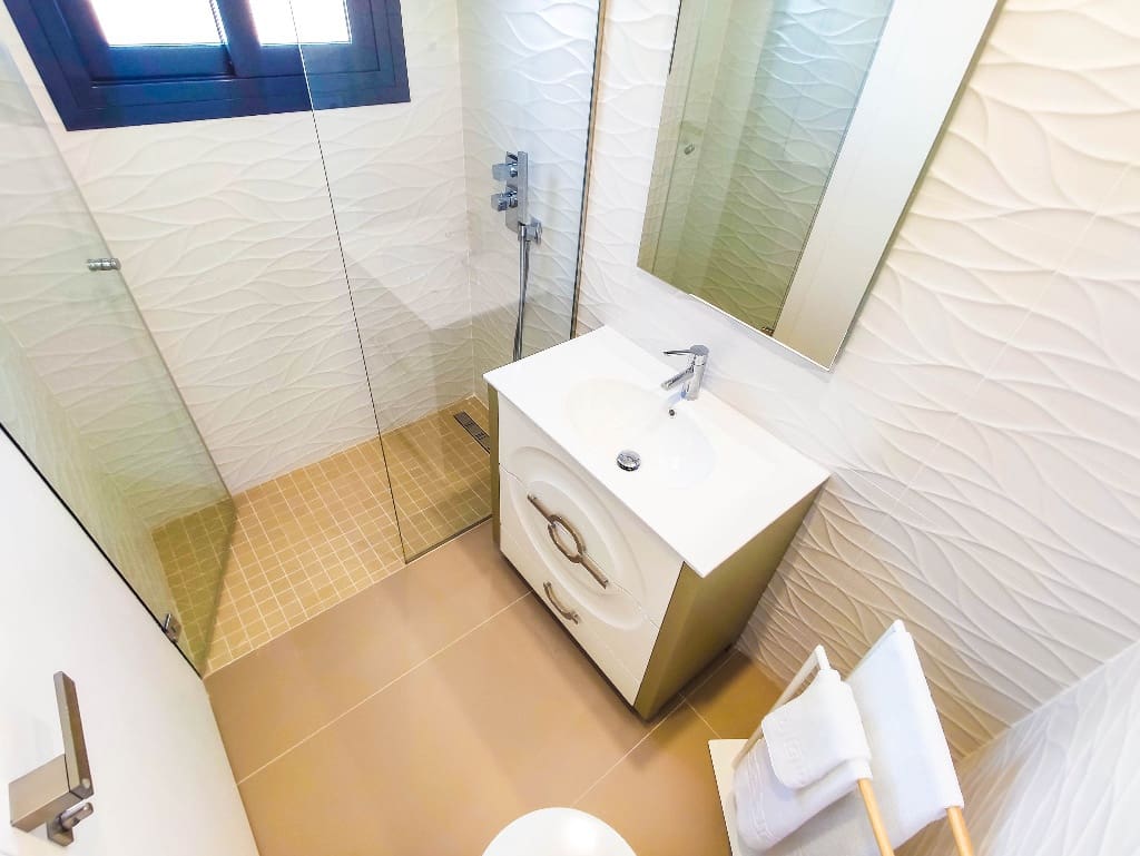 3 bedroom Villa for sale in Dehesa de Campoamor with pool garage - € 945,500 (Ref: 9440938)