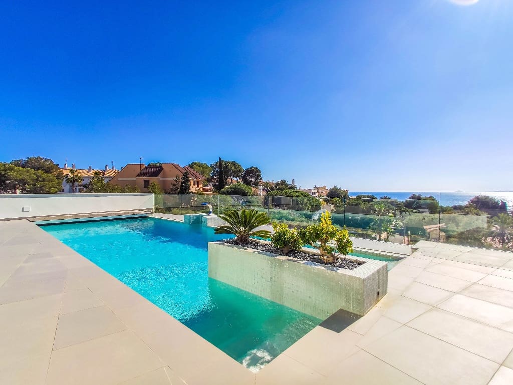 3 bedroom Villa for sale in Dehesa de Campoamor with pool garage - € 1,215,000 (Ref: 9440940)