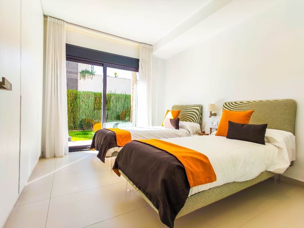 4 soveværelse Villa til salg i Dehesa de Campoamor med swimmingpool garage - € 1.050.000 (Ref: 9440941)