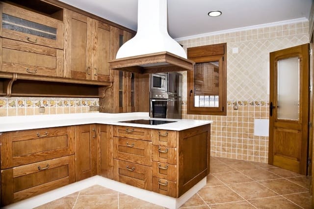 3 sypialnia Willa na sprzedaż w Los Altos z basenem garażem - 550 000 € (Ref: 9440948)