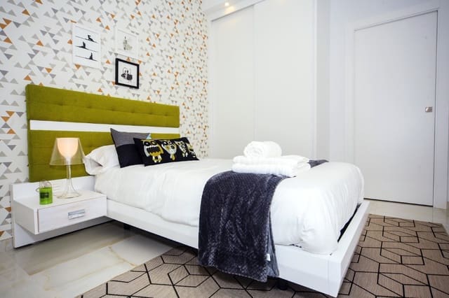 2 bedroom Apartment for sale in Los Altos with pool - € 309,000 (Ref: 9440958)