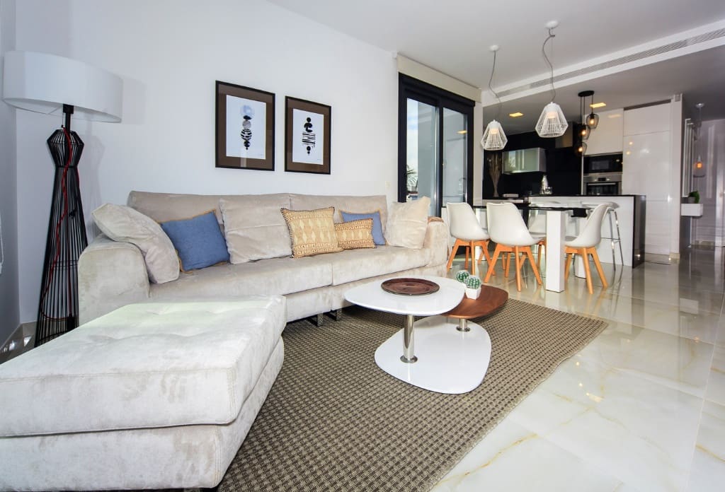 2 bedroom Apartment for sale in Los Altos with pool - € 309,000 (Ref: 9440958)