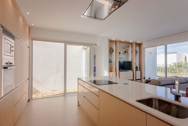 3 sovrum Villa till salu i Las Colinas Golf, Orihuela med pool - 885 000 € (Ref: 9440976)