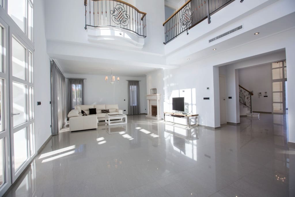 4 bedroom Villa for sale in Cabo Roig with pool garage - € 2,350,000 (Ref: 9440984)