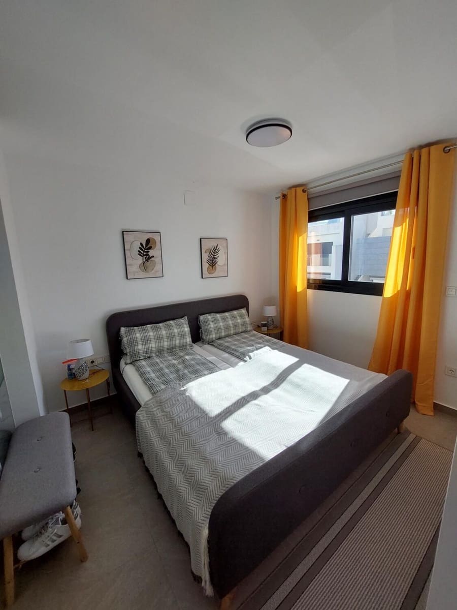 2 bedroom Apartment for sale in Los Balcones with pool - € 269,900 (Ref: 9441028)