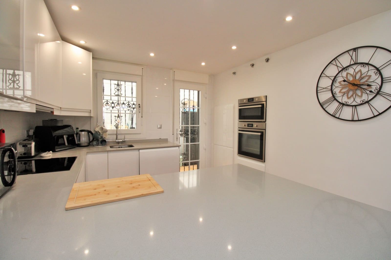 3 sypialnia Willa na sprzedaż w Villamartin - 375 000 € (Ref: 9441037)