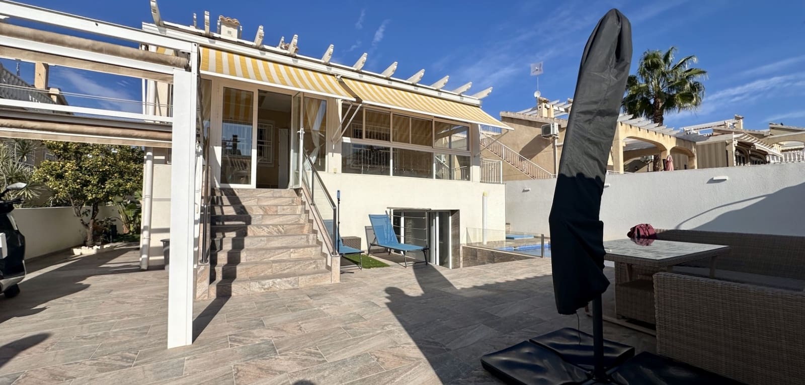 3 quarto Moradia para venda em Orihuela Costa com piscina - 340 000 € (Ref: 9462698)