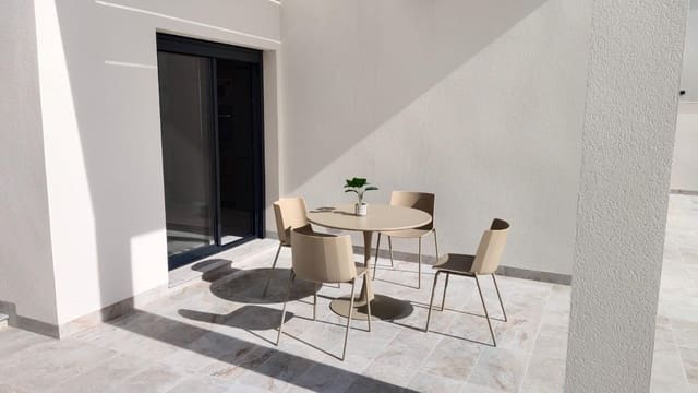 3 quarto Moradia para venda em Pinar de Campoverde, Pilar de la Horadada com piscina garagem - 422 500 € (Ref: 9477234)