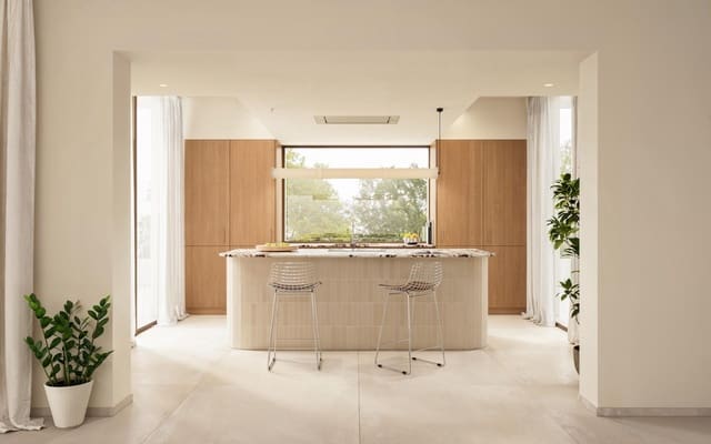 4 bedroom Villa for sale in Algorfa with pool - € 815,000 (Ref: 9477990)