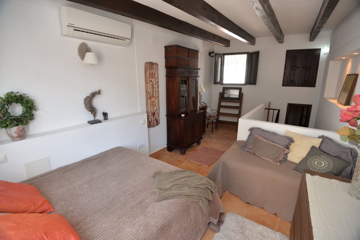 Casa de 2 habitaciones en Alicante / Alacant ciudad en venta - 279.900 € (Ref: 9478039)