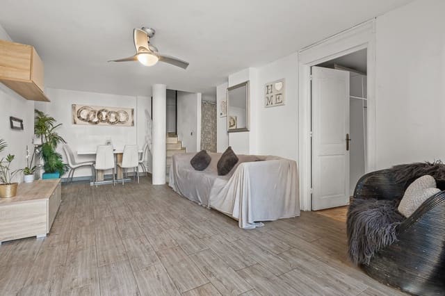 4 quarto Moradia para venda em Orihuela Costa, Orihuela com piscina - 399 000 € (Ref: 9478055)