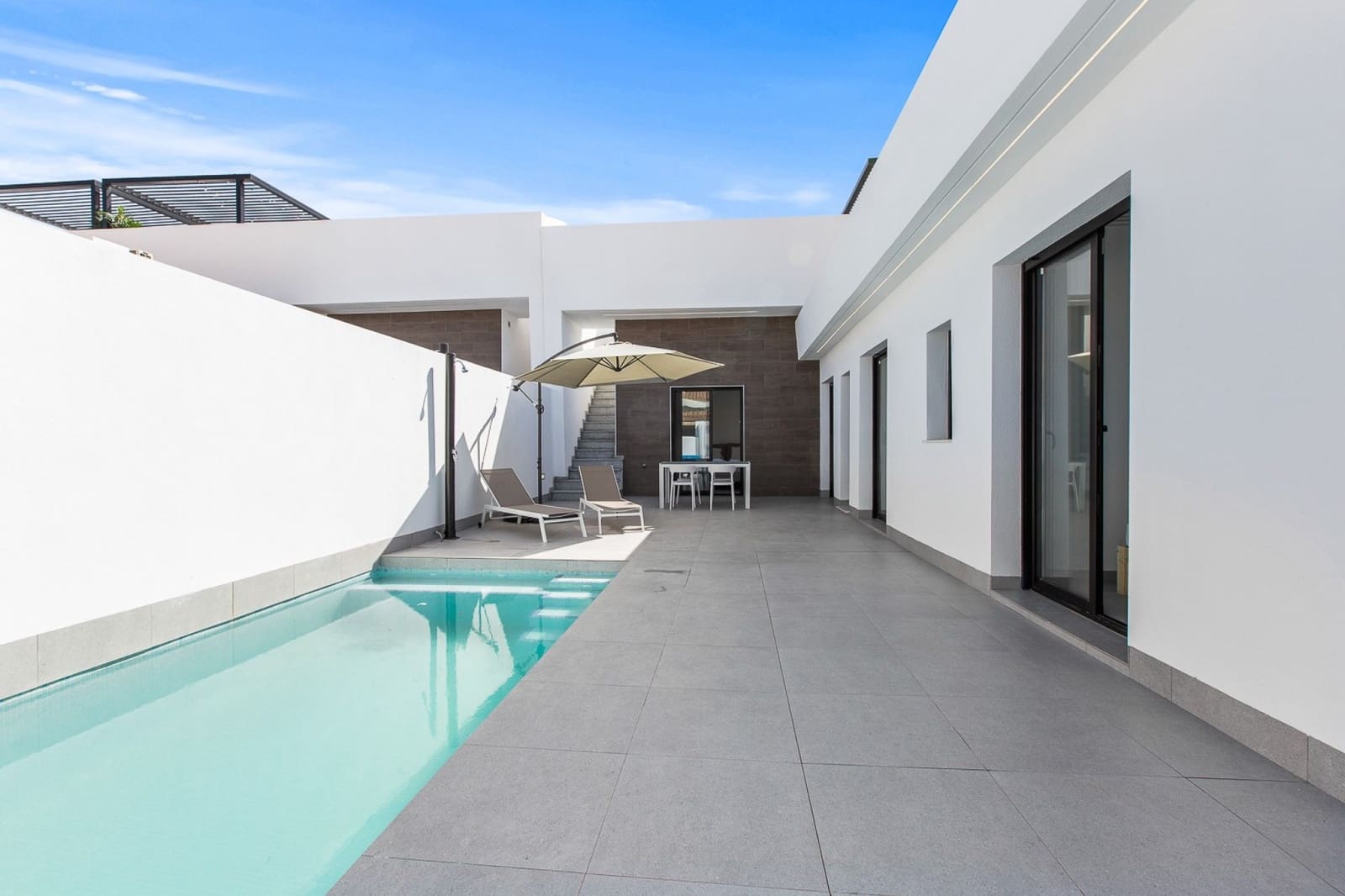 3 sypialnia Willa na sprzedaż w Roldan z basenem garażem - 340 000 € (Ref: 9478059)