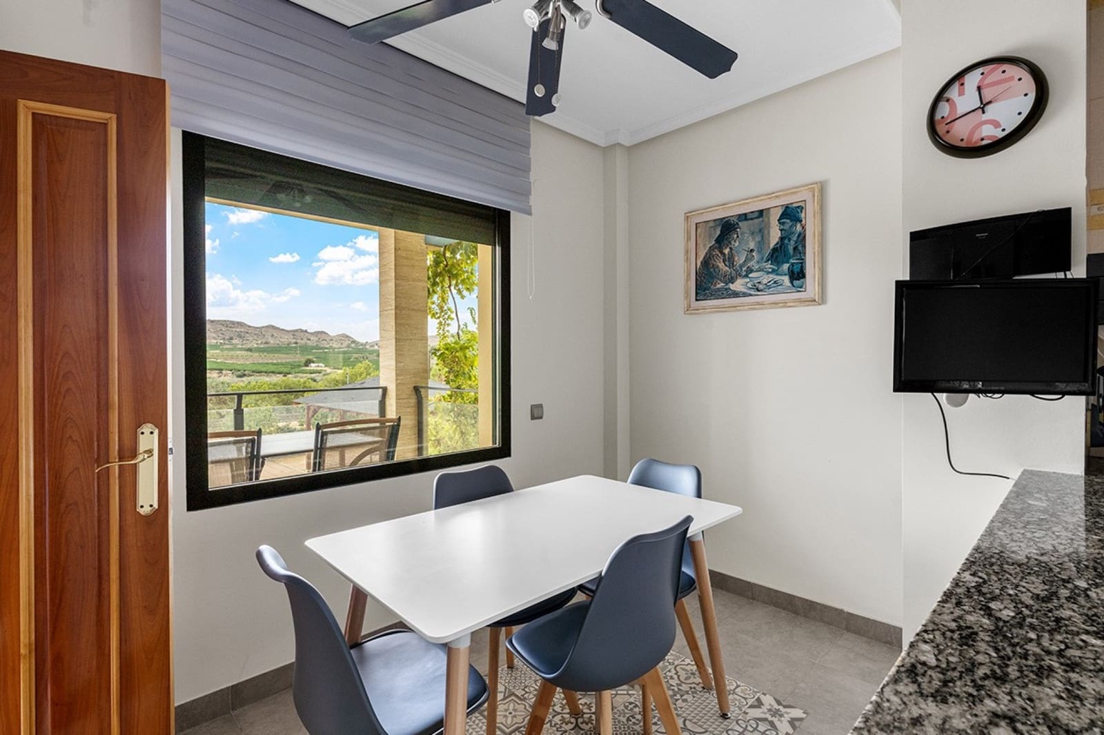 5 Zimmer Villa zu verkaufen in Alicante / Alacant Stadt mit Pool Garage - 940.000 € (Ref: 9478070)