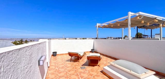 3 bedroom Townhouse for sale in Torrevieja with pool - € 299,000 (Ref: 9478086)