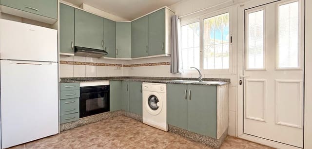 3 bedroom Villa for sale in Torrevieja - € 189,000 (Ref: 9478099)