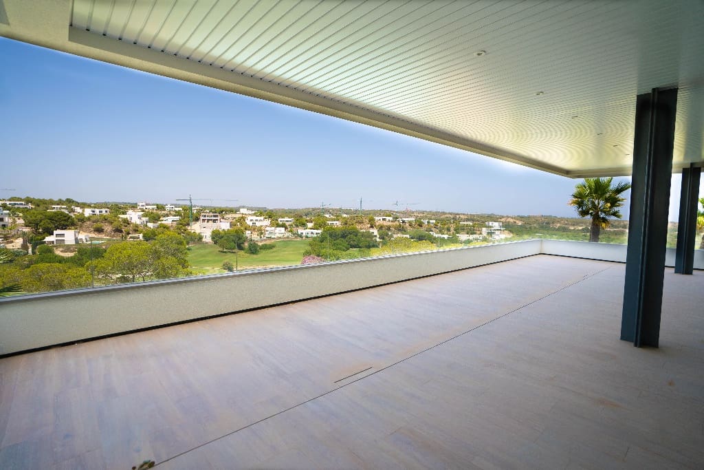 3 quarto Apartamento para venda em Las Colinas Golf com piscina garagem - 980 000 € (Ref: 9478162)