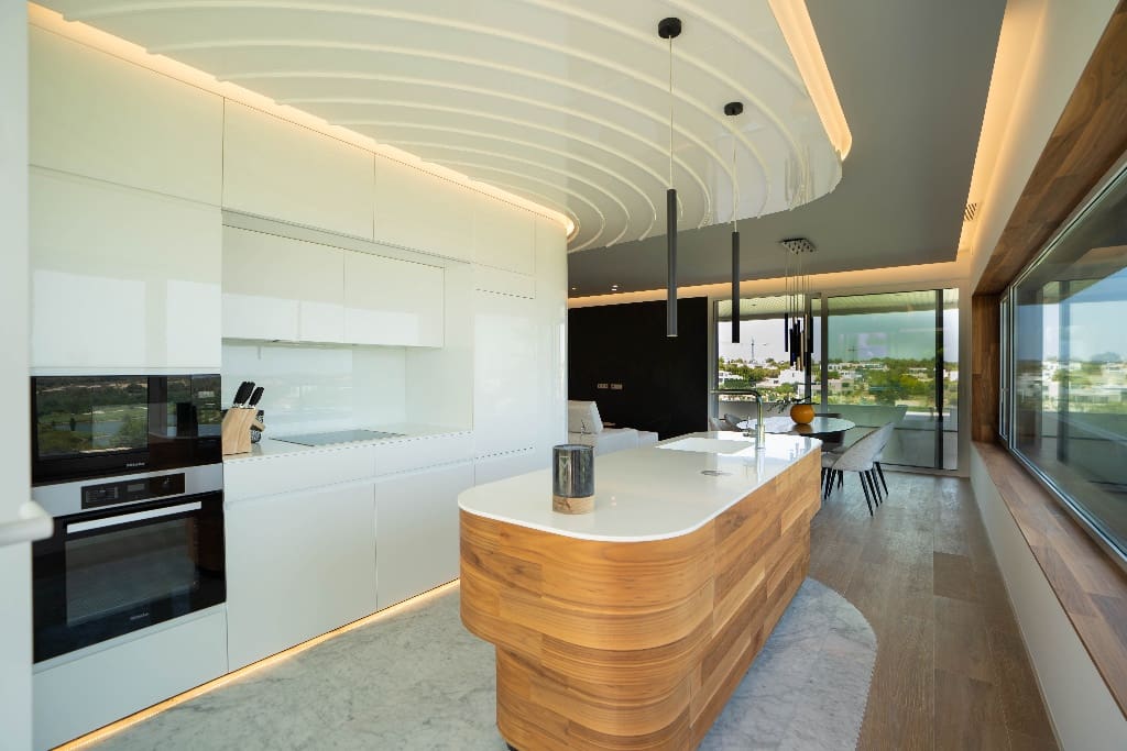 3 quarto Apartamento para venda em Las Colinas Golf com piscina garagem - 980 000 € (Ref: 9478162)