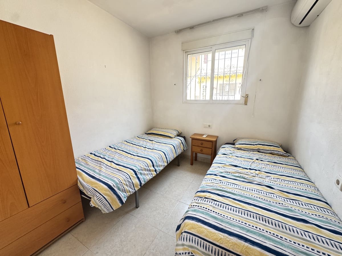 2 Zimmer Apartment zu verkaufen in Villamartin - 139.995 € (Ref: 9478185)