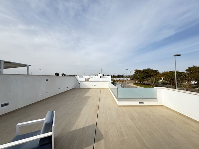 3 soveværelse Villa til salg i Pilar de la Horadada - € 429.950 (Ref: 9478198)