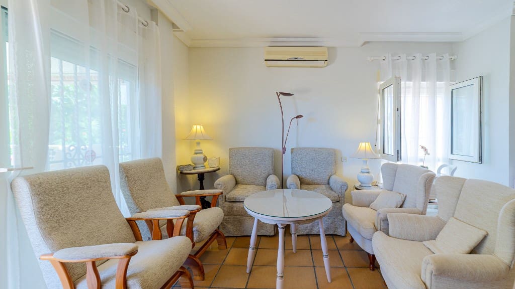 7 bedroom Villa for sale in Campoamor with pool garage - € 1,800,000 (Ref: 9478237)