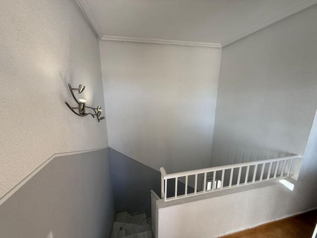 3 Zimmer Villa zu verkaufen in San Miguel de Salinas - 209.999 € (Ref: 9478241)