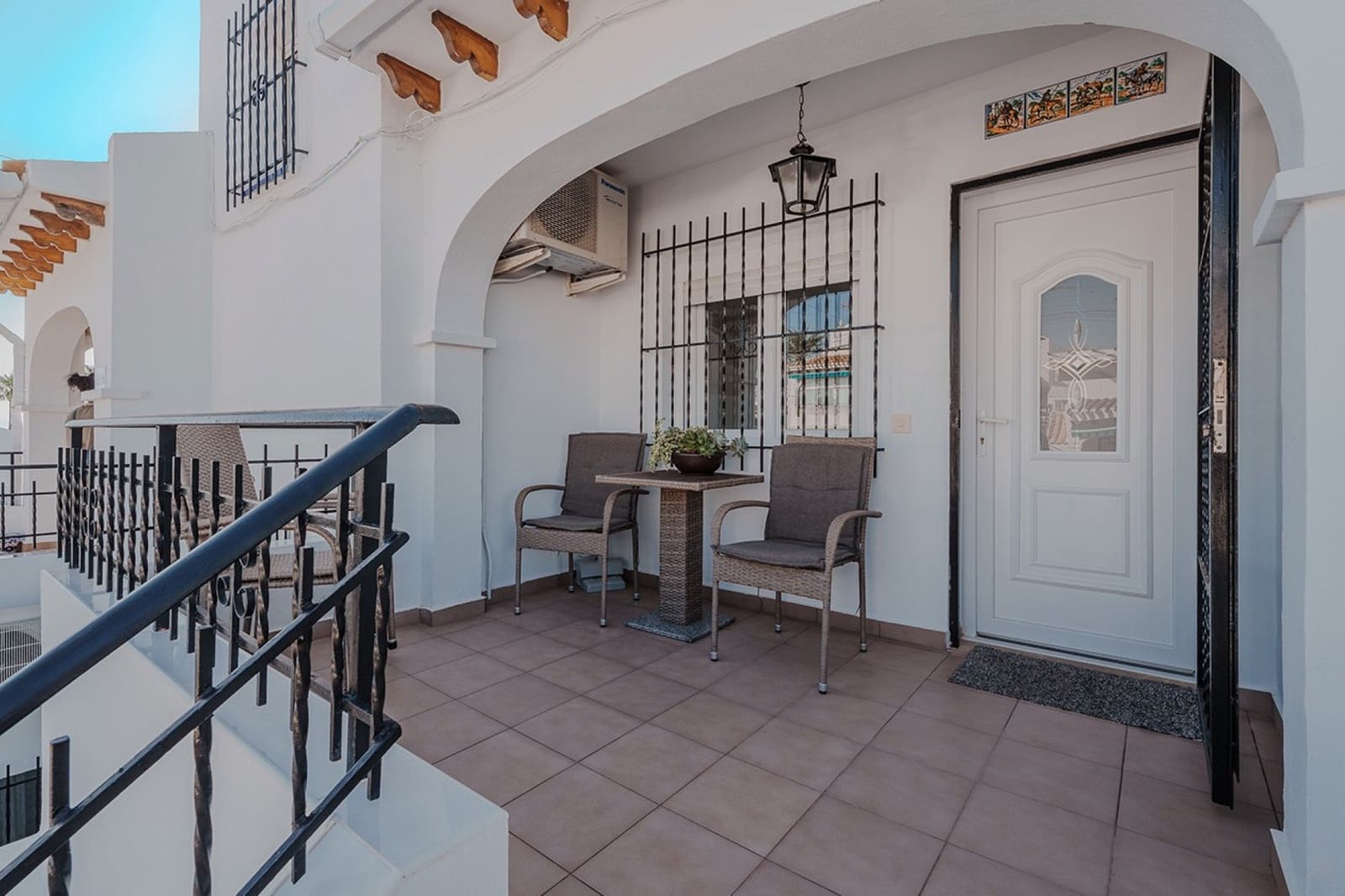 3 Zimmer Haus zu verkaufen in Villamartin mit Pool - 319.000 € (Ref: 9478269)