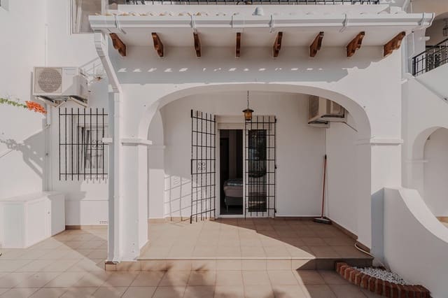 3 Zimmer Haus zu verkaufen in Villamartin, Orihuela mit Pool - 319.000 € (Ref: 9478269)