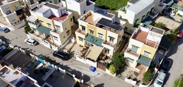 3 soverom Villa til salgs i Orihuela Costa, Orihuela med svømmebasseng - € 185 000 (Ref: 9478324)