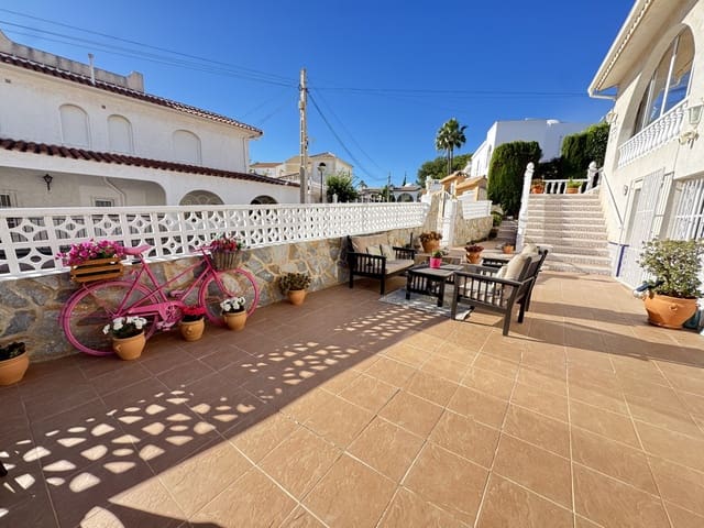 3 makuuhuone Huvila myytävänä paikassa Villamartin, Orihuela - 374 995 € (Ref: 9478326)