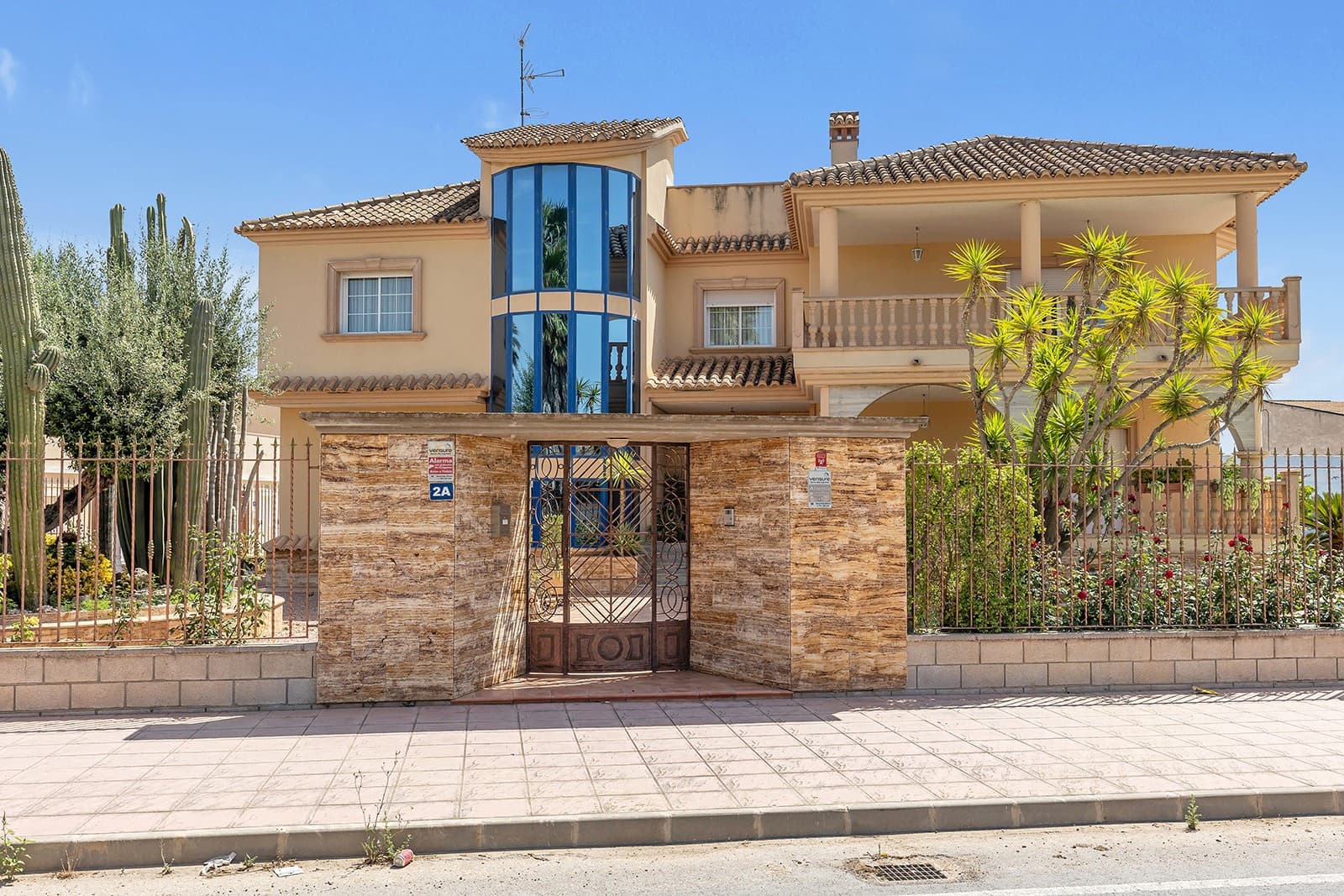 7 bedroom Villa for sale in Orihuela Costa - € 980,000 (Ref: 9478338)