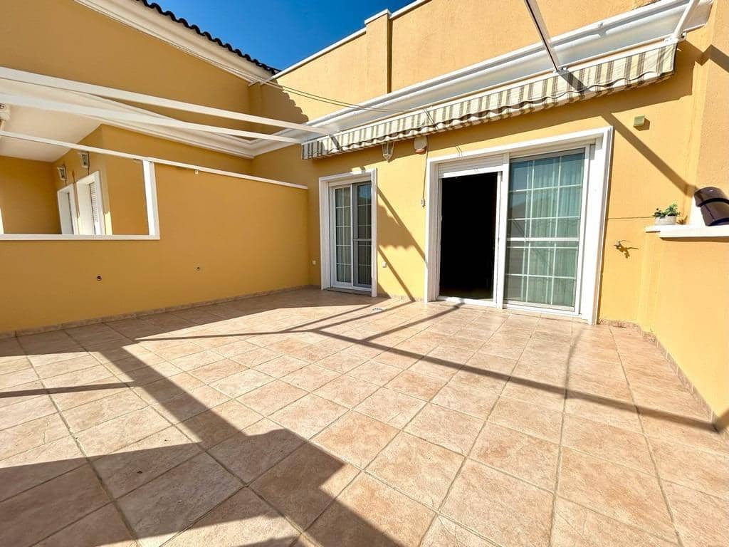 3 makuuhuone Huoneisto myytävänä paikassa Orihuela Costa - 645 000 € (Ref: 9478346)