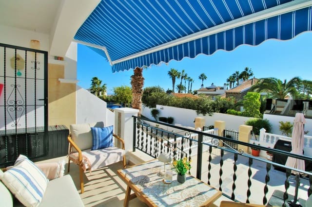 2 bedroom Townhouse for sale in Villamartin, Orihuela - € 244,990 (Ref: 9478369)