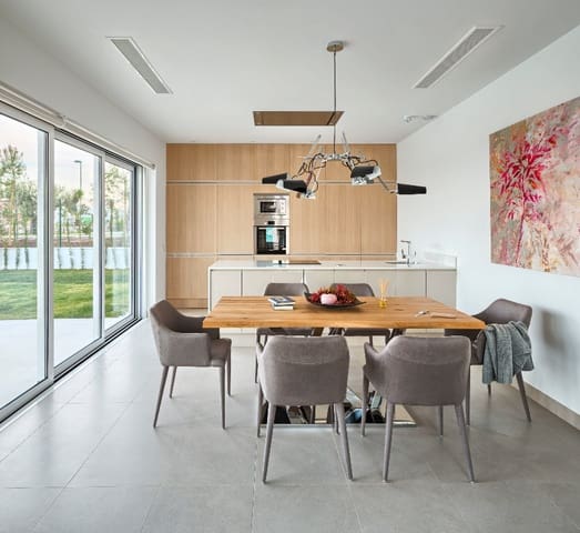 3 sypialnia Willa na sprzedaż w Las Colinas Golf, Orihuela z basenem - 885 000 € (Ref: 9478379)