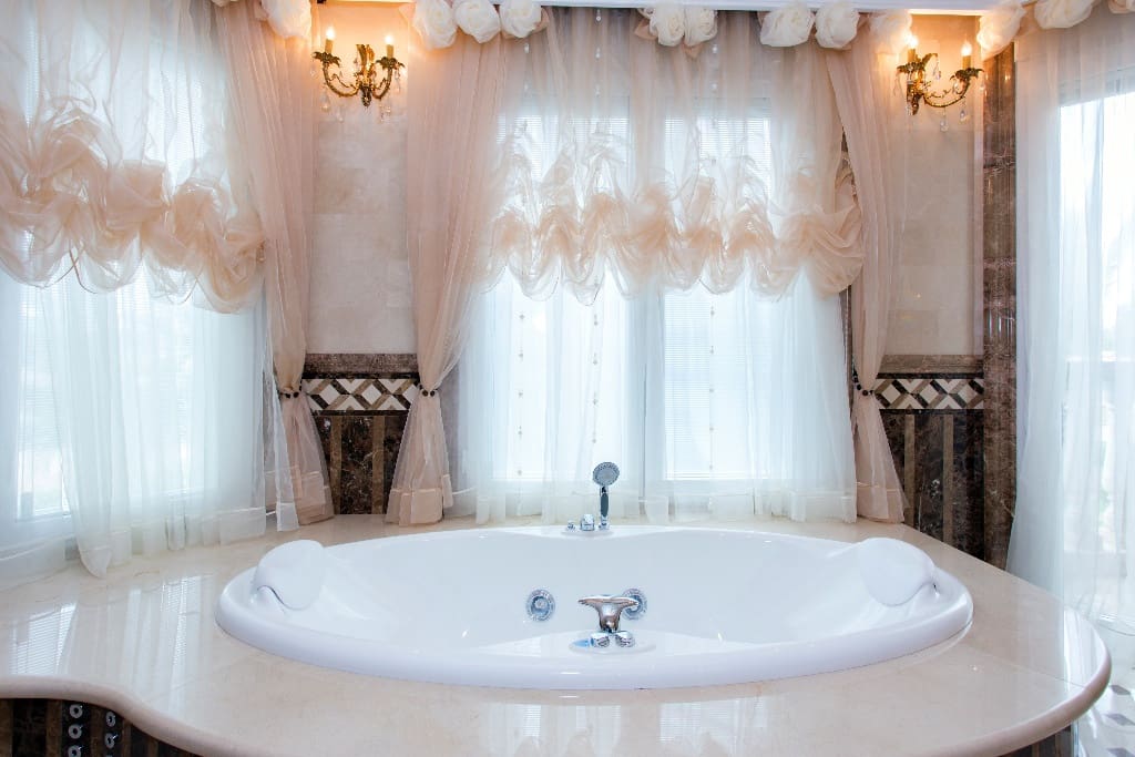 6 bedroom Villa for sale in Cabo Roig with pool garage - € 4,500,000 (Ref: 9478382)