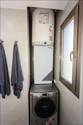 2 makuuhuone Huoneisto myytävänä paikassa Villamartin, Orihuela mukana uima-altaan 
autotalli - 283 000 € (Ref: 9478384)