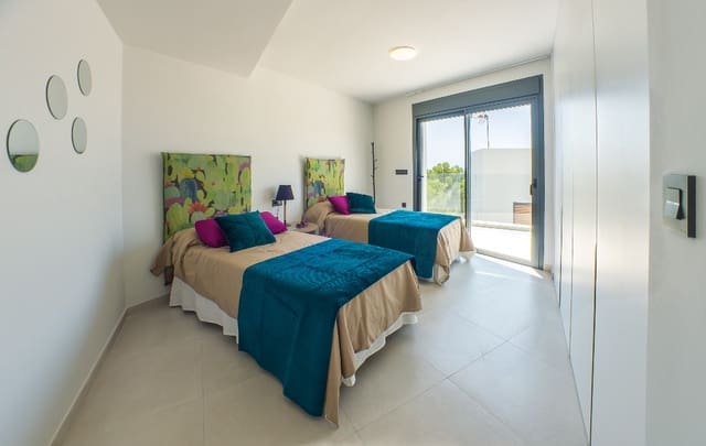 3 soveværelse Villa til salg i Finestrat med swimmingpool - € 720.000 (Ref: 9478394)