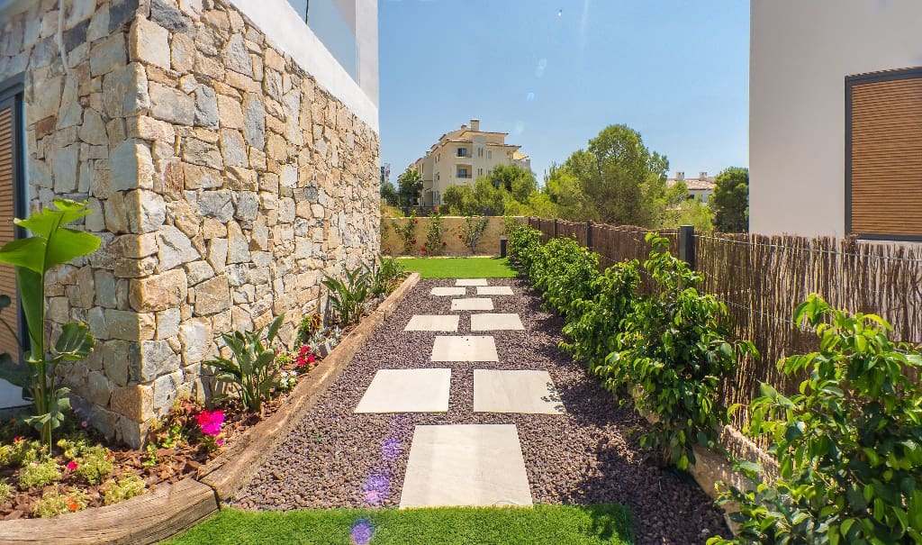 3 soveværelse Villa til salg i Finestrat med swimmingpool - € 720.000 (Ref: 9478394)