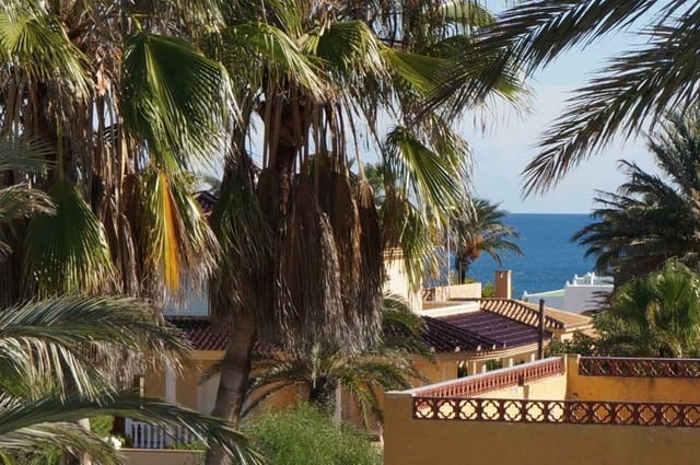 7 makuuhuone Huvila myytävänä paikassa Cabo Roig, Orihuela mukana uima-altaan 
autotalli - 925 000 € (Ref: 9478401)