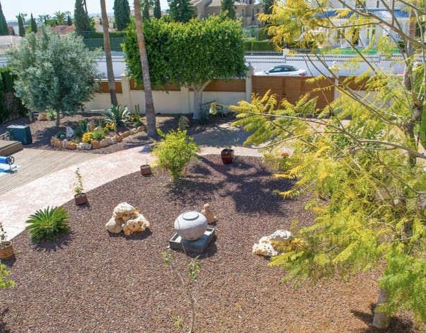 4 soveværelse Villa til salg i Ciudad Quesada, Rojales med garage - € 600.000 (Ref: 9478412)