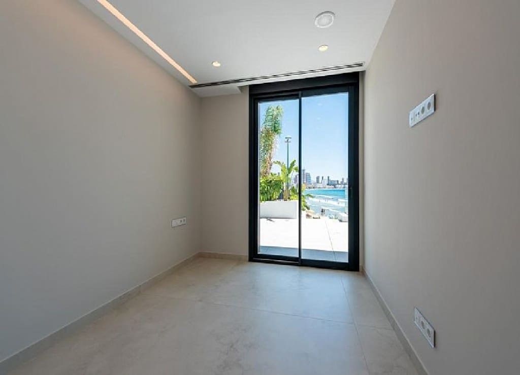 3 camera da letto Appartamento in vendita in Benidorm con piscina garage - 1.650.000 € (Rif: 9478419)