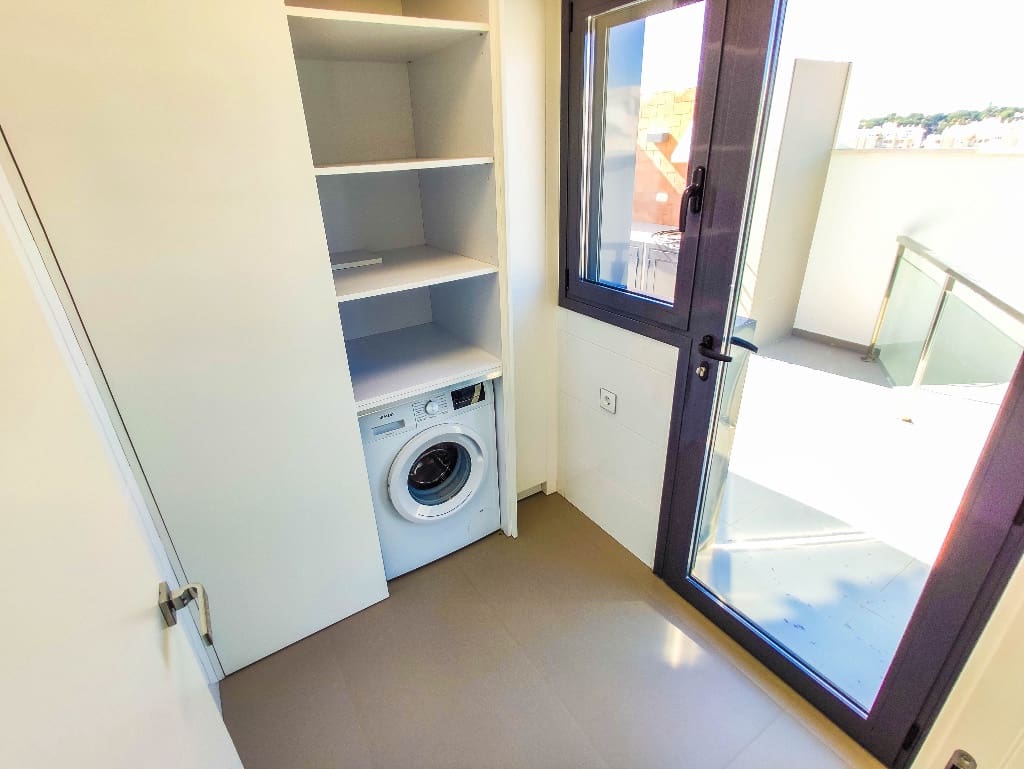 Chalet de 3 habitaciones en Dehesa de Campoamor en venta con piscina garaje - 1.215.000 € (Ref: 9478428)