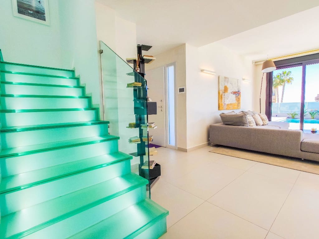 Chalet de 4 habitaciones en Dehesa de Campoamor en venta con piscina garaje - 1.050.000 € (Ref: 9478429)