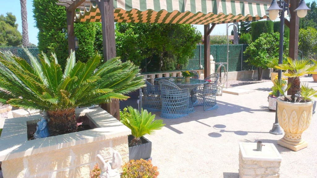 3 soveværelse Finca/Landehus til salg i Dolores med swimmingpool garage - € 349.500 (Ref: 9478460)