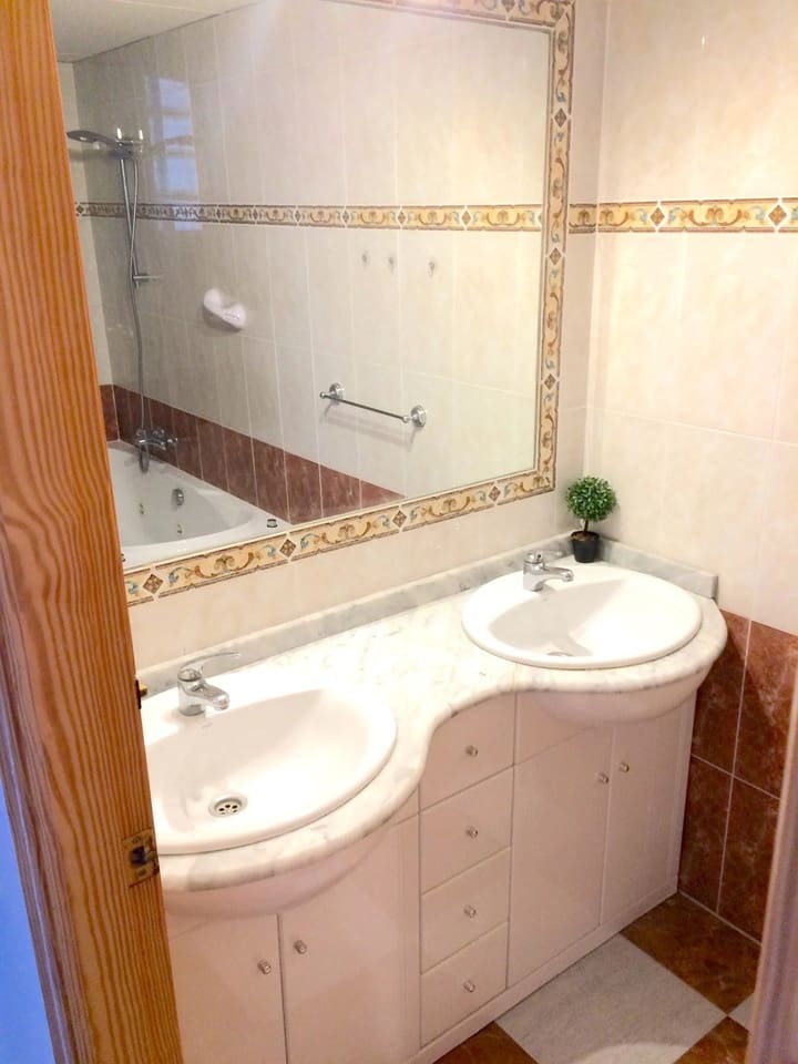 3 bedroom Townhouse for sale in Playa Flamenca with pool garage - € 194,000 (Ref: 9478478)